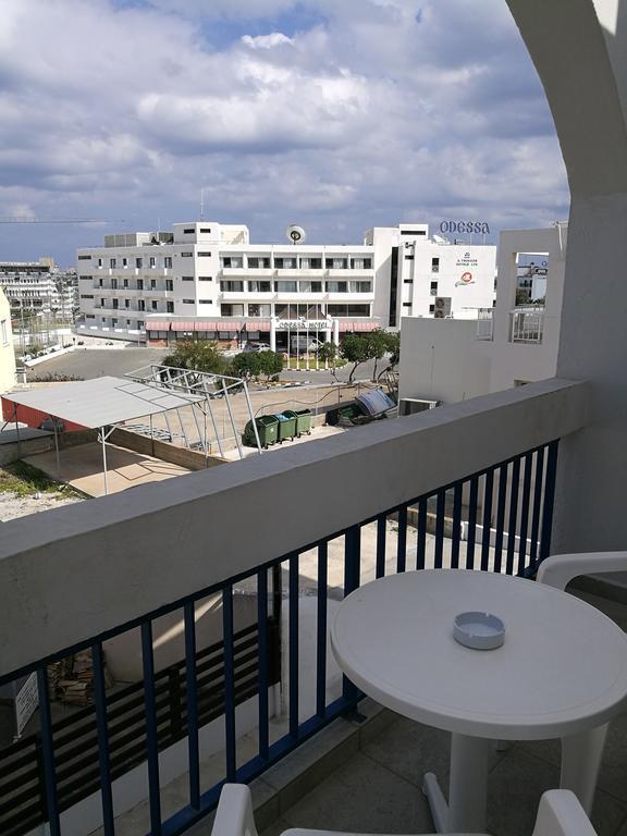 Georgia Hotel Apartments Protaras Extérieur photo