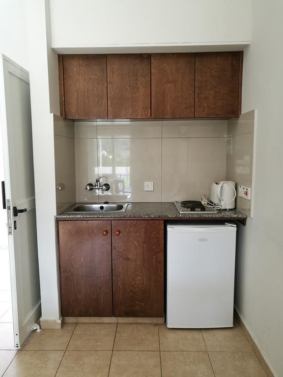 Georgia Hotel Apartments Protaras Extérieur photo