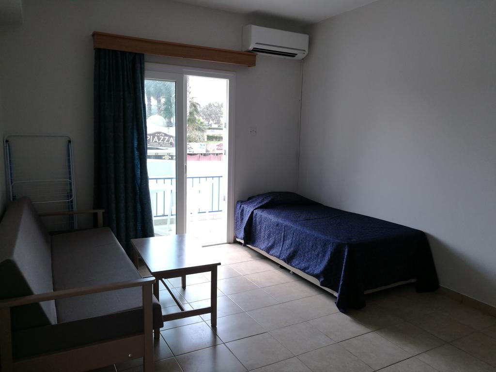 Georgia Hotel Apartments Protaras Extérieur photo