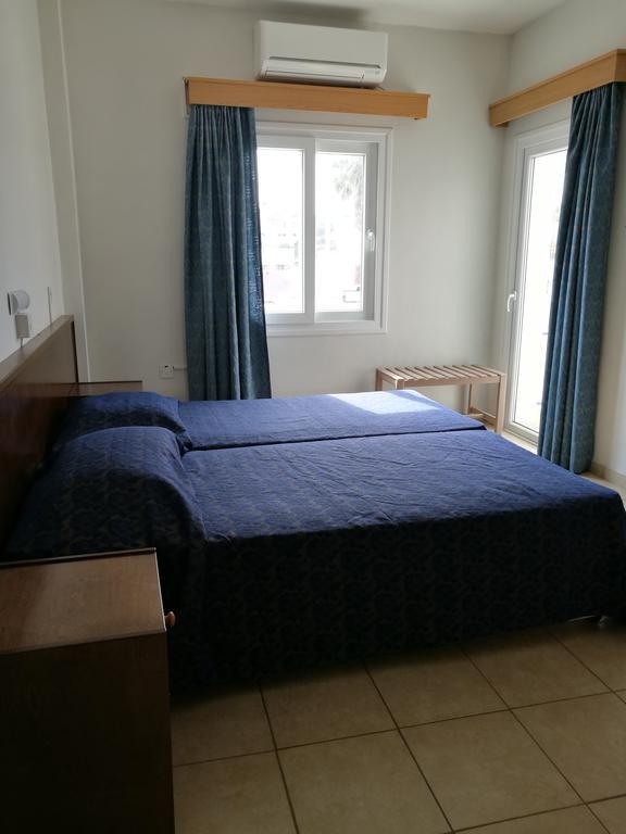 Georgia Hotel Apartments Protaras Extérieur photo